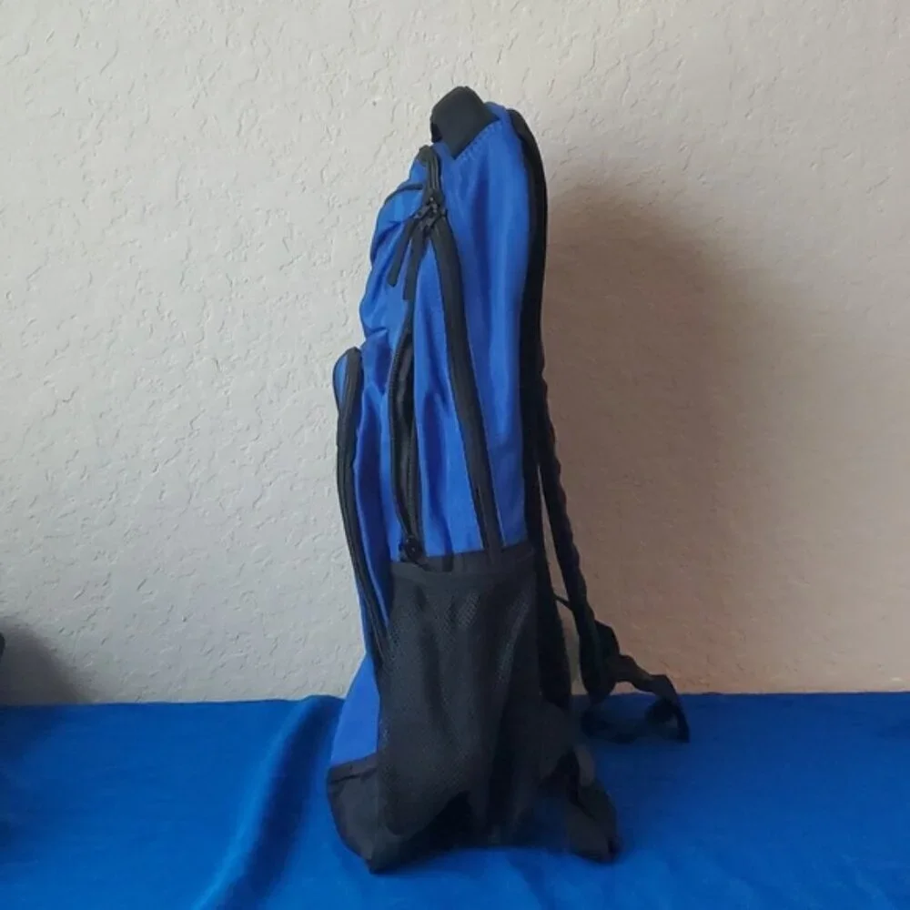 Sea World San Antonio Official Backpack Large Blue Black Multiple Pockets Zipper